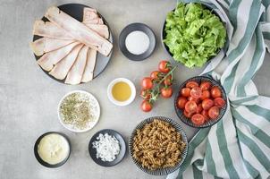 gezond pasta salade recept foto
