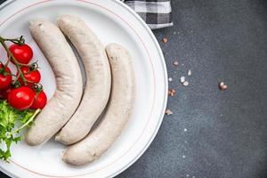 wit worst weisswurst kalfsvlees, varkensvlees, vet, specerijen natuurlijk behuizing maaltijd voedsel tussendoortje Aan de tafel kopiëren ruimte voedsel achtergrond rustiek top visie foto