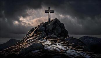 christen symbool Aan top van steen, kruis symbool Aan de rots heuvel generatief ai foto
