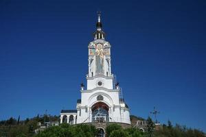 aantrekkelijkheid van de krim-de kerk-vuurtoren van st. Nicholas foto