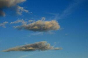 wolken in de lucht foto