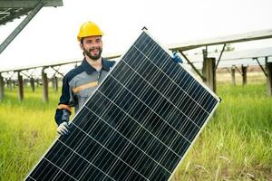 zonne- panelen installatie concept foto