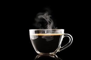 dichtbij omhoog een kop van een zwart heet koffie met rook Aan zwart achtergrond. ai gegenereerd foto