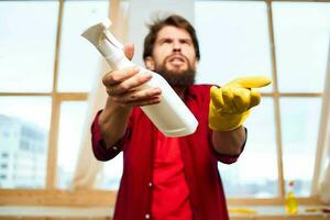 Mens wasmiddel interieur schoonmaak onderhoud professioneel levensstijl foto