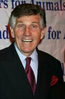 gary collins aankomen Bij de acteurs anderen voor dieren gebraden van Carol channing Bij de universeel hilton hotel in los angeles ca Aan november 15 20082008 foto