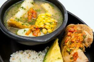 traditioneel Colombiaanse soep van de regio van valle del cauca gebeld sancocho foto