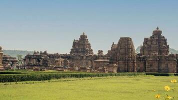 'pattadakal, ook gebeld raktapura, is een complex van Hindoe tempels foto