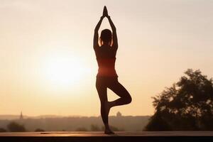 een jong vrouw doet yoga in de zon in de ochtend- gemaakt met generatief ai technologie. foto