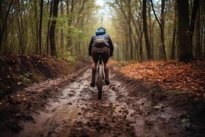 visie van de terug van een Mens rijden berg fiets in de bossen illustratie generatief ai foto