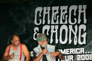 cheech marin tommy chong cheech chong druk op conferentie in west Hollywood ca Aan juli 30 2008 2008 kathy hutjes hutjes foto