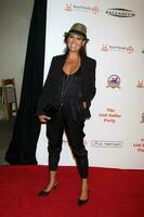 tia carrere aankomen Bij de 2009 pluis rol partij Hollywood palladium los angeles ca oktober 3 2009 2009 kathy hutjes hutjes foto