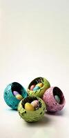 kleurrijk papier mache Pasen eieren kom of vogel nest reeks voor Pasen dag concept. 3d veroorzaken. foto