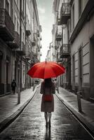 rood paraplu in hand- van vrouw wandelen Aan een kleurloos straat. ai generatief foto