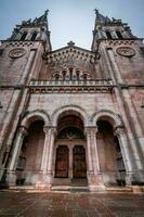 basiliek de de kerstman Maria la echt de covadonga, Asturië, Spanje. foto