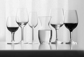 samenstelling van leeg verschillend types van wijn bril in vorm en grootte Aan een wit achtergrond. glaswerk voor de bar. olie schilderen. ai gegenereerd foto