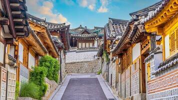 bukchon Hanok dorp met Seoel stad horizon, stadsgezicht van zuiden Korea foto