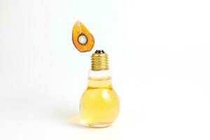 olie palm fruit lamp fles foto