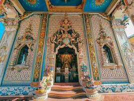 mooi tempel in Bangkok of wat pariwas, tempel in Thailand. foto