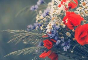 zomer wilde bloemen boeket foto