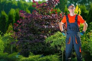 tevreden pro tuinman foto