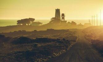 piedra's blanca's licht station gelegen Noord West van san Simeon, Californië. foto