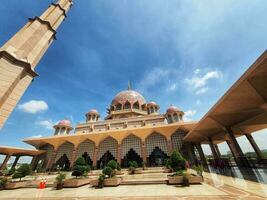 putra Jaya, Maleisië in mei 21, 2023. putra moskee of in Maleis foto