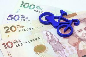 opslaan geld gebruik makend van uw fiets. duurzame mobiliteit. foto