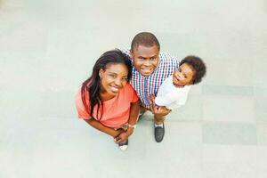 lief Afrikaanse familie - top visie foto