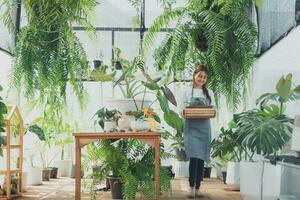huis tuinieren, liefde van planten en zorg. klein bedrijf. foto