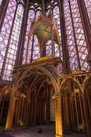 saint chapelle interior, parijs, frankrijk foto