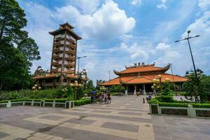 ochtend- Bij ben duoc tempel, cu chi, ho chi minh stad, Vietnam. de historisch wijk revolutionair naast cu chi tunnel, een beroemd baseren van revolutionair Vietnam voordat 1975. reizen concept foto