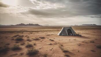 rustig zonsondergang over- dor zandsteen berg reeks in afgelegen Afrika gegenereerd door ai foto