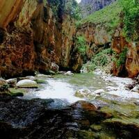 vallei tussen de bergen van chefchaouen foto