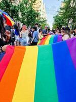 granada, Spanje. juni 26, 2023. verscheidenheid van mensen Bij lgbtq trots demonstratie foto