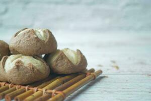 close-up van zoete koekjes op houten tafel foto