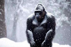 dieren in het wild en klimaat Wijzigen, eco probleem concept. verdrietig Afrikaanse gorilla bevriezing buitenshuis in winter. tropisch aap in sneeuwval verkoudheid seizoen. gemaakt door generatief ai foto