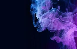 Purper en blauw gerookt glad achtergrond. abstract paars mist in zwart kleur voor backdrop en banier illustratie. foto