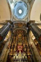 kerk van de goddelijk redder - sevilla, Spanje foto