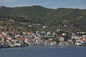 historische stad op het eiland spetses, griekenland foto