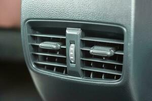 airconditioner koelsysteem in de auto. aanpassen, temperatuur en transportconcept foto