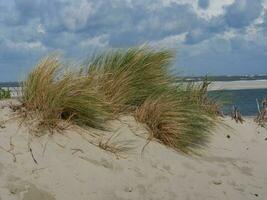strand en duinen van spiekeroog foto
