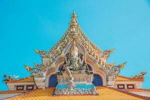 de architectuur van wat Pariwas, mooi tempel in Bangkok of tempel in Thailand. foto