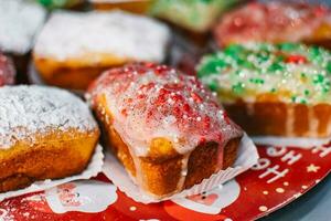 kleurrijk koekjes. Kerstmis cakes achtergrond foto