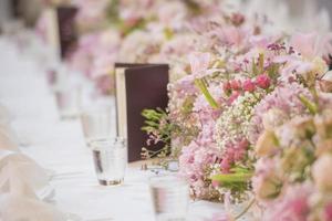 de elegante eettafel foto