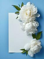 tropisch bloemen achtergrond met blanco papier kopiëren ruimte. ruimte voor tekst foto