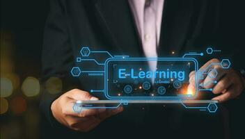 e-learning onderwijs internet technologie webinar online cursussen concept. foto