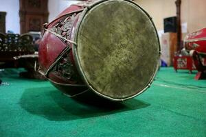 traditioneel muziek- instrument gebeld gendang of kedang foto