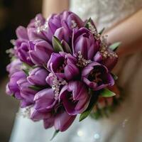 Purper tulp bruiloft boeket bloem achtergrond. ai gegenereerd foto
