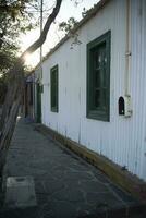 pittoreske typisch bouw in de stad- van puerto piramides, schiereiland valdes, chubut provincie, Patagonië, Argentinië. foto