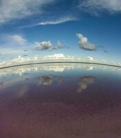 zoutoplossing lagoo in pampa landschap, la pampa provincie, Patagonië, Argentinië foto